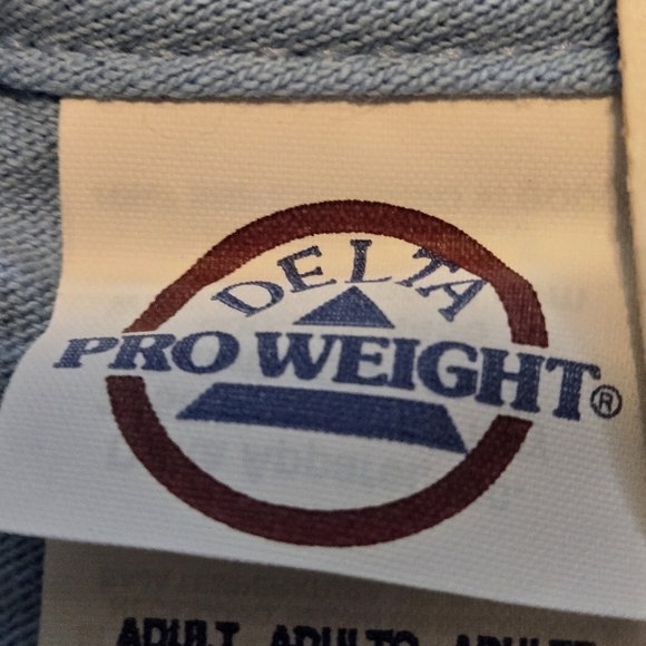 Delta Pro Weight Cat Face Graphic T-Shirt Sky Blue Women size L NWT - Picture 5 of 11